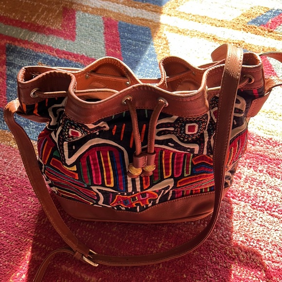 The leather shop crossbody bag - Picture 2 of 10